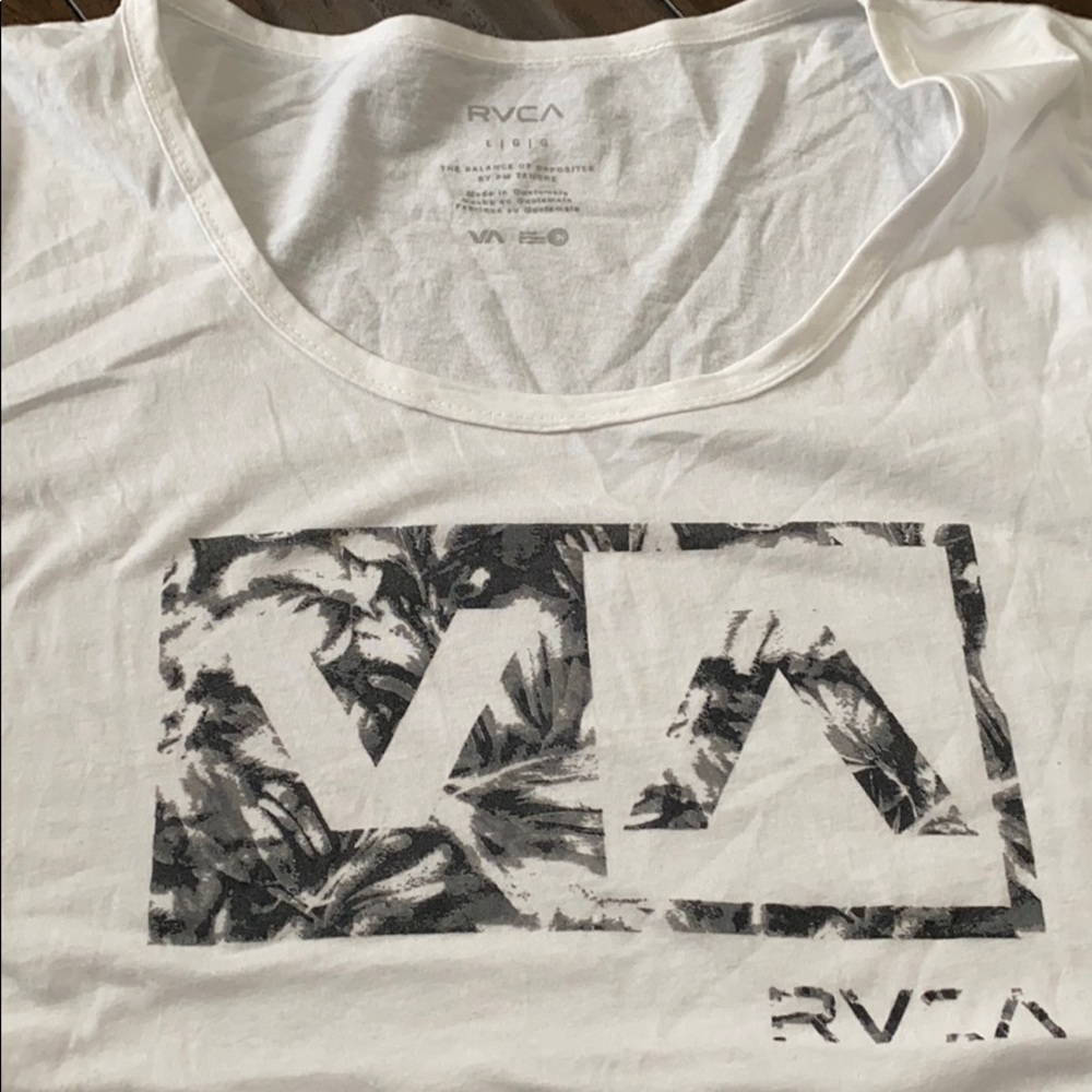 Ladies RVCA tee! - Picture 2 of 2